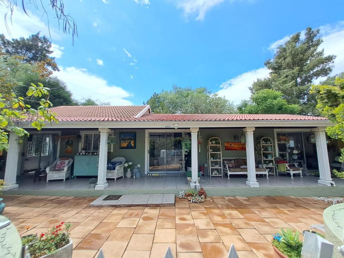 Gabbys Cottage Guesthouse 블룸폰테인 외부 사진
